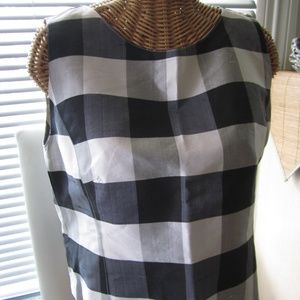 Jacqueline Ferrar SZ 6 Sleeveless Silk Top